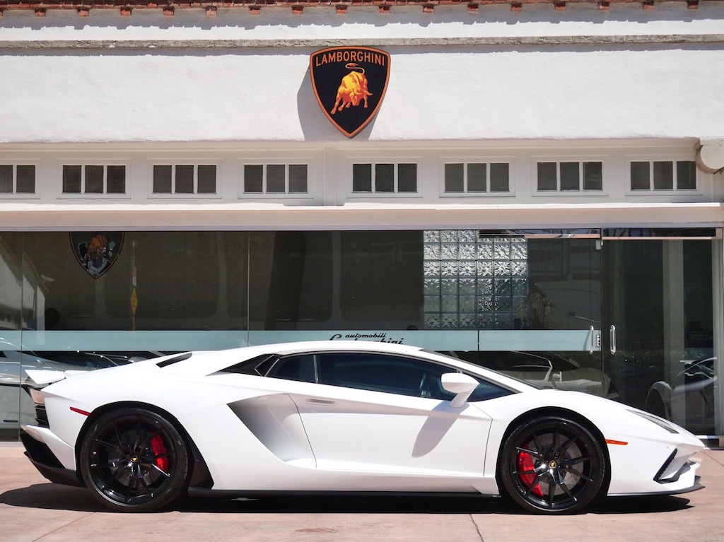 Used 2018 Lamborghini Aventador S Coupe