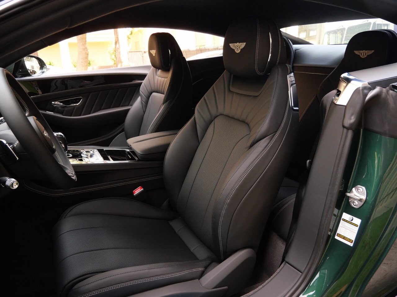 2024 Bentley Continental GT photo 2