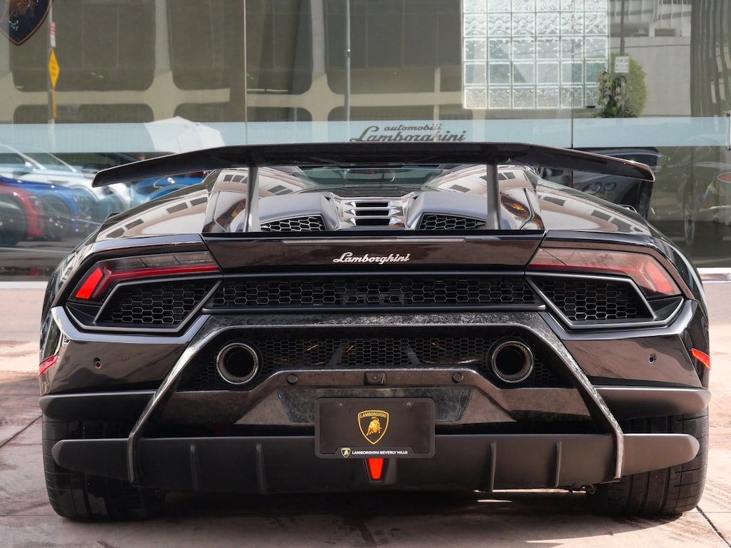 Used 2018 Lamborghini Huracan Performante Spyder