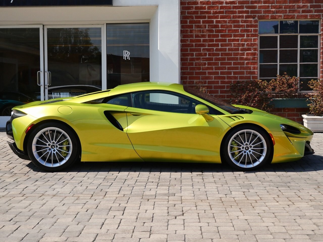 2025 Mclaren ARTURA photo 3