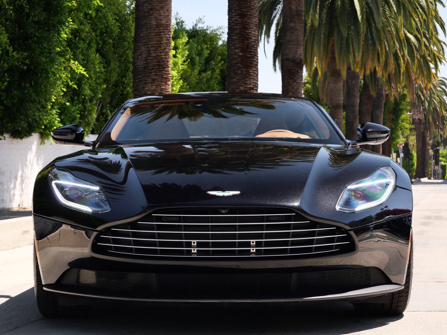 2020 Aston Martin DB11 photo 6