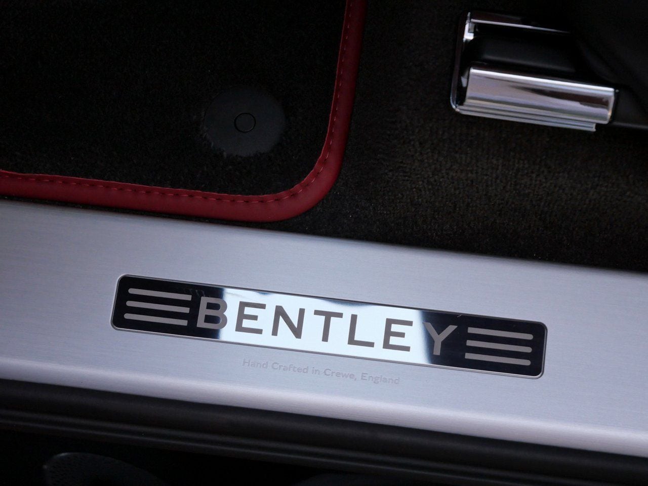 2025 Bentley Bentayga Mulliner - Photo 19
