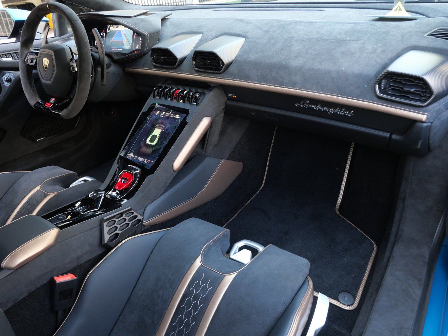 2024 Lamborghini Huracan Tecnica photo 6