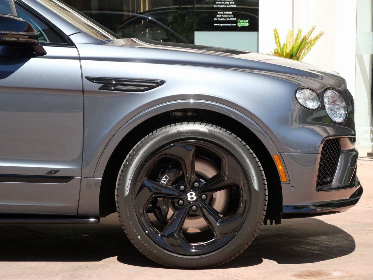 2025 Bentley Bentayga S photo 5