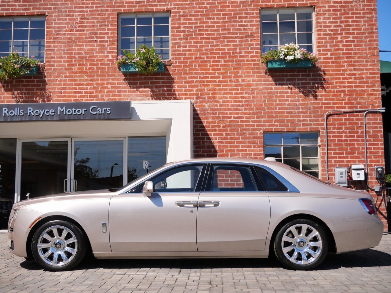 2022 Rolls Royce Ghost RR21 photo 3