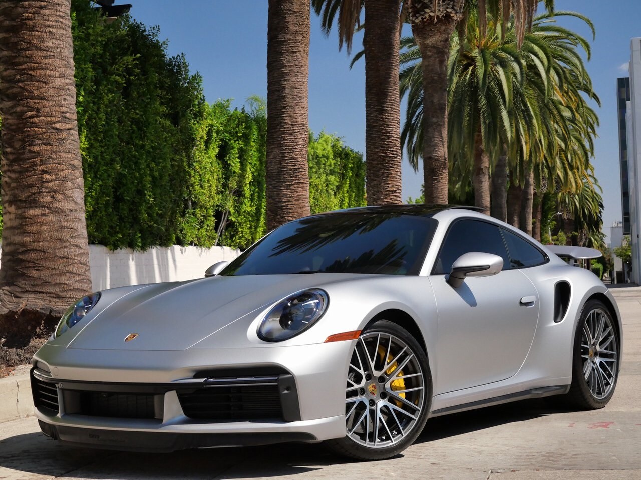 2025 Porsche 911 Turbo S photo 3