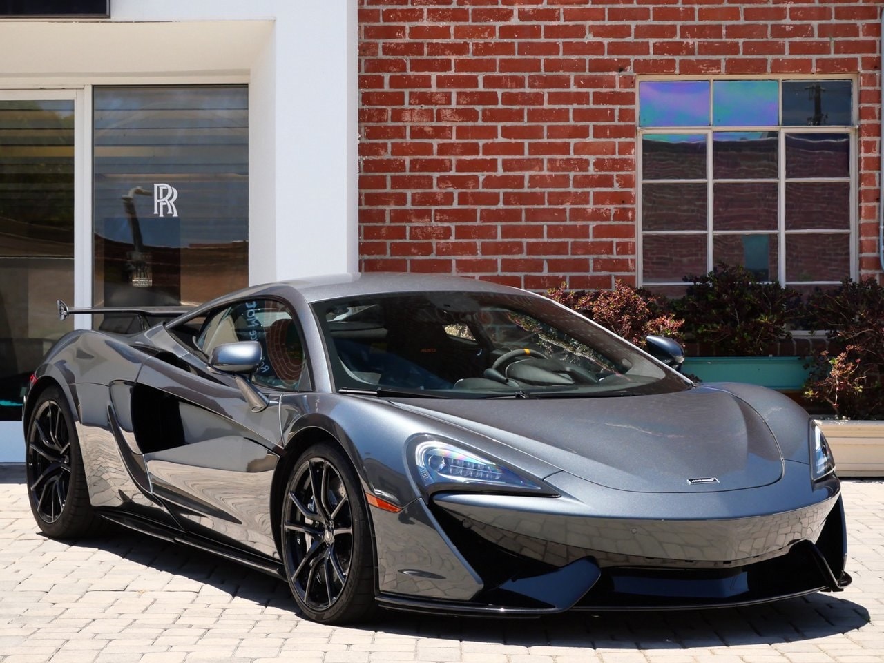 2019 McLaren 570S Coupe 