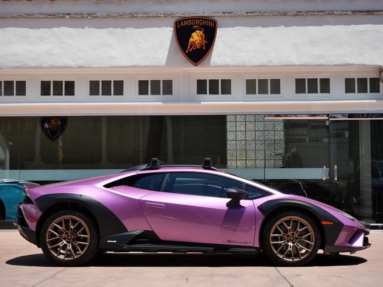 Certified 2024 Lamborghini Huracn Sterrato with VIN ZHWUG7ZF4RLA26698 for sale in Beverly Hills, CA
