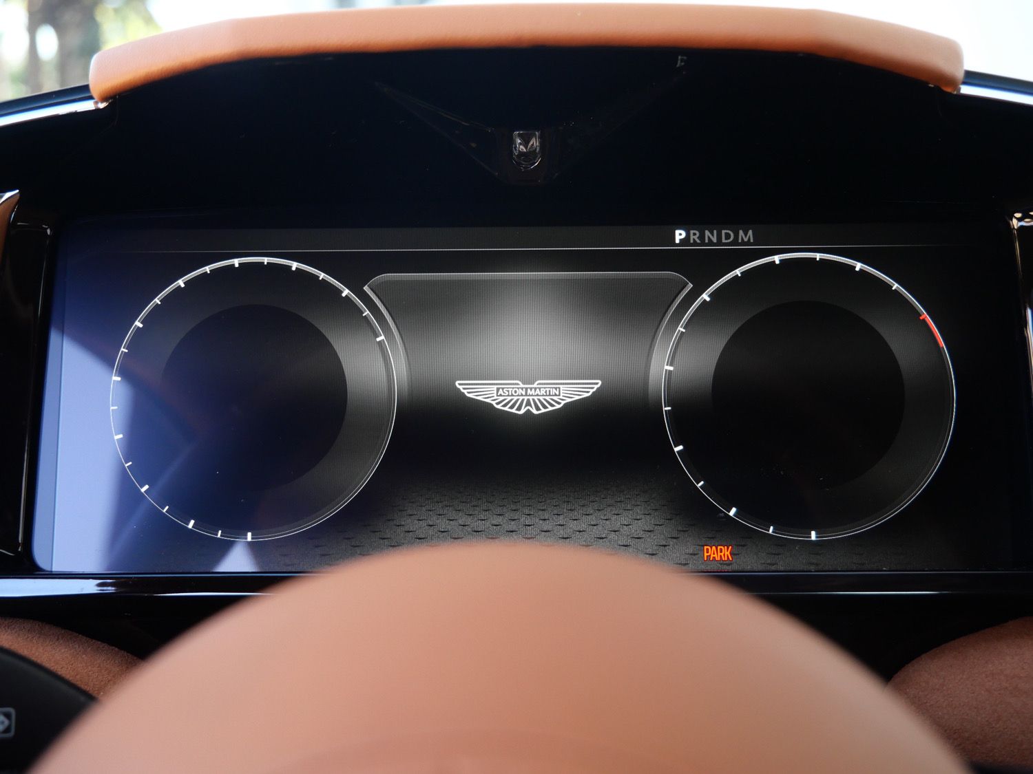 2025 Aston Martin Vantage photo 6