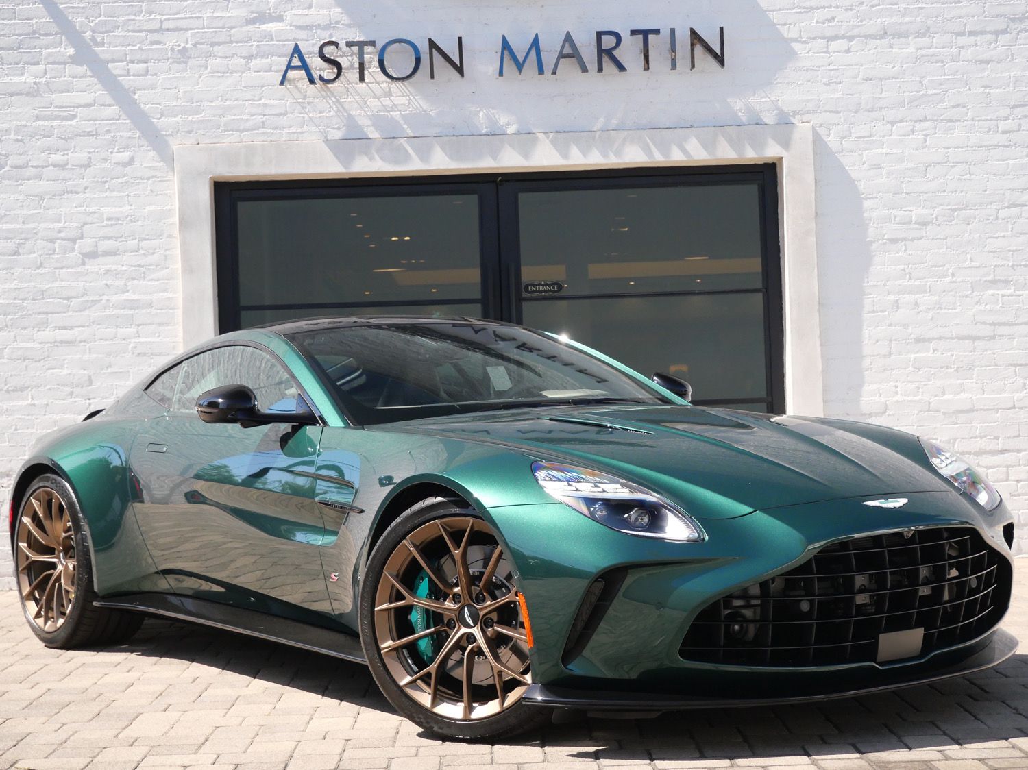 2026 Aston Martin Vantage 4.0 V8's photo