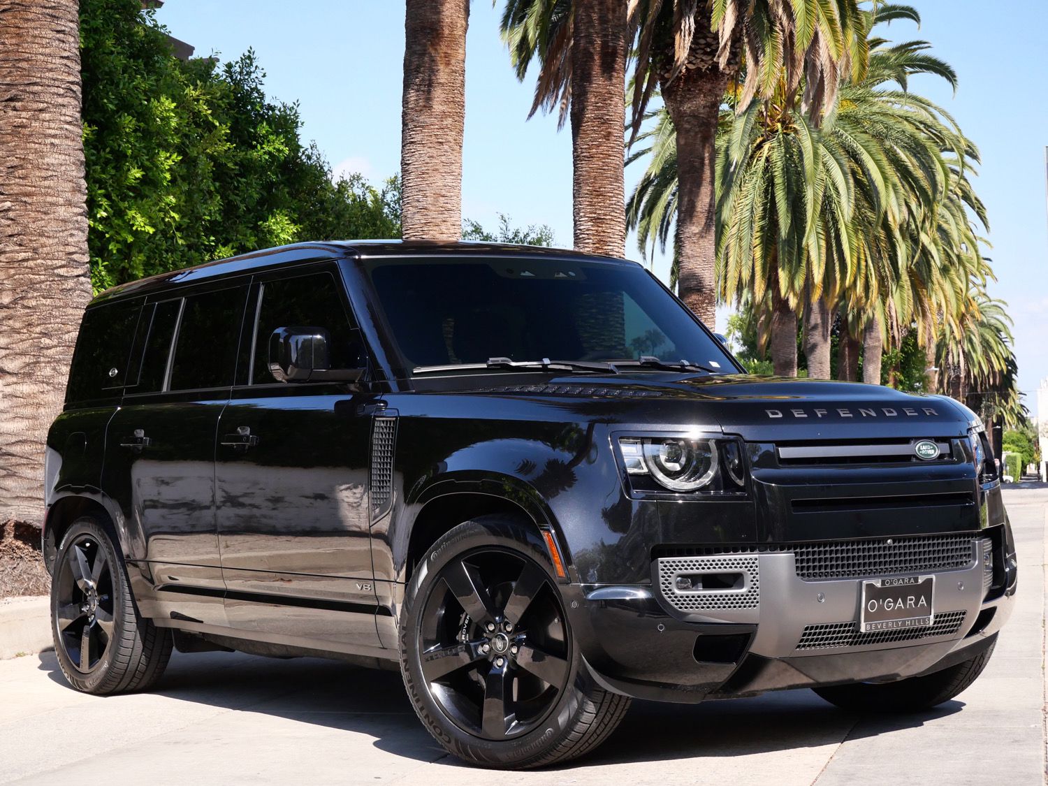 2024 Land Rover Defender V8