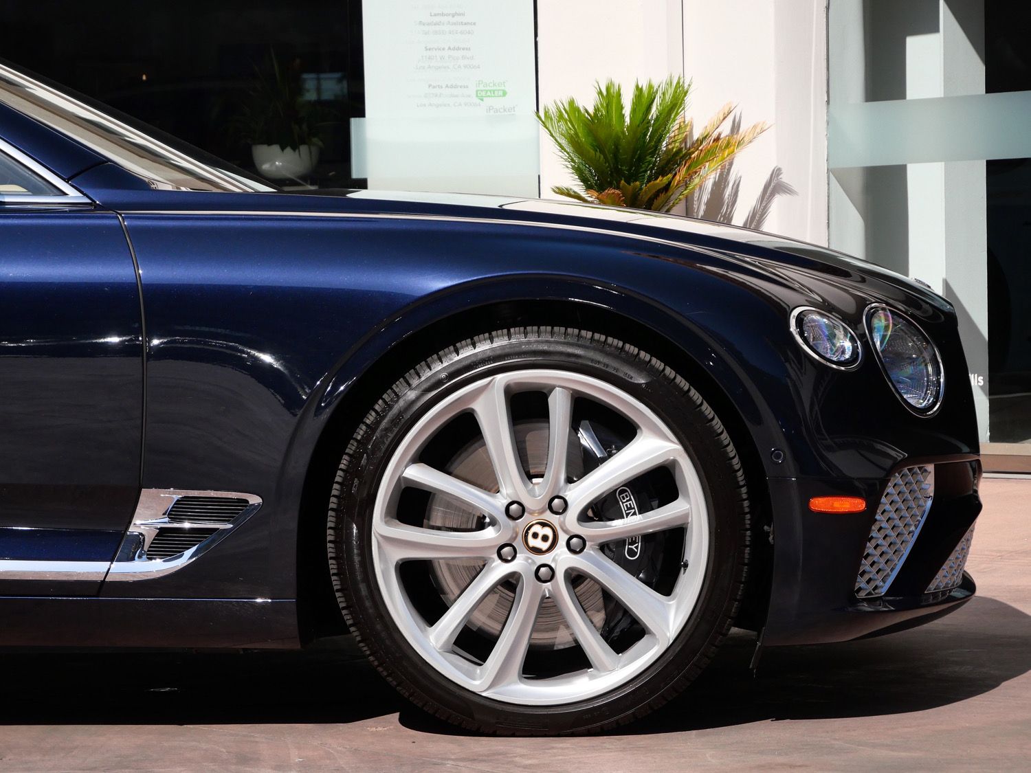 2020 Bentley Continental GTC V8 photo 5
