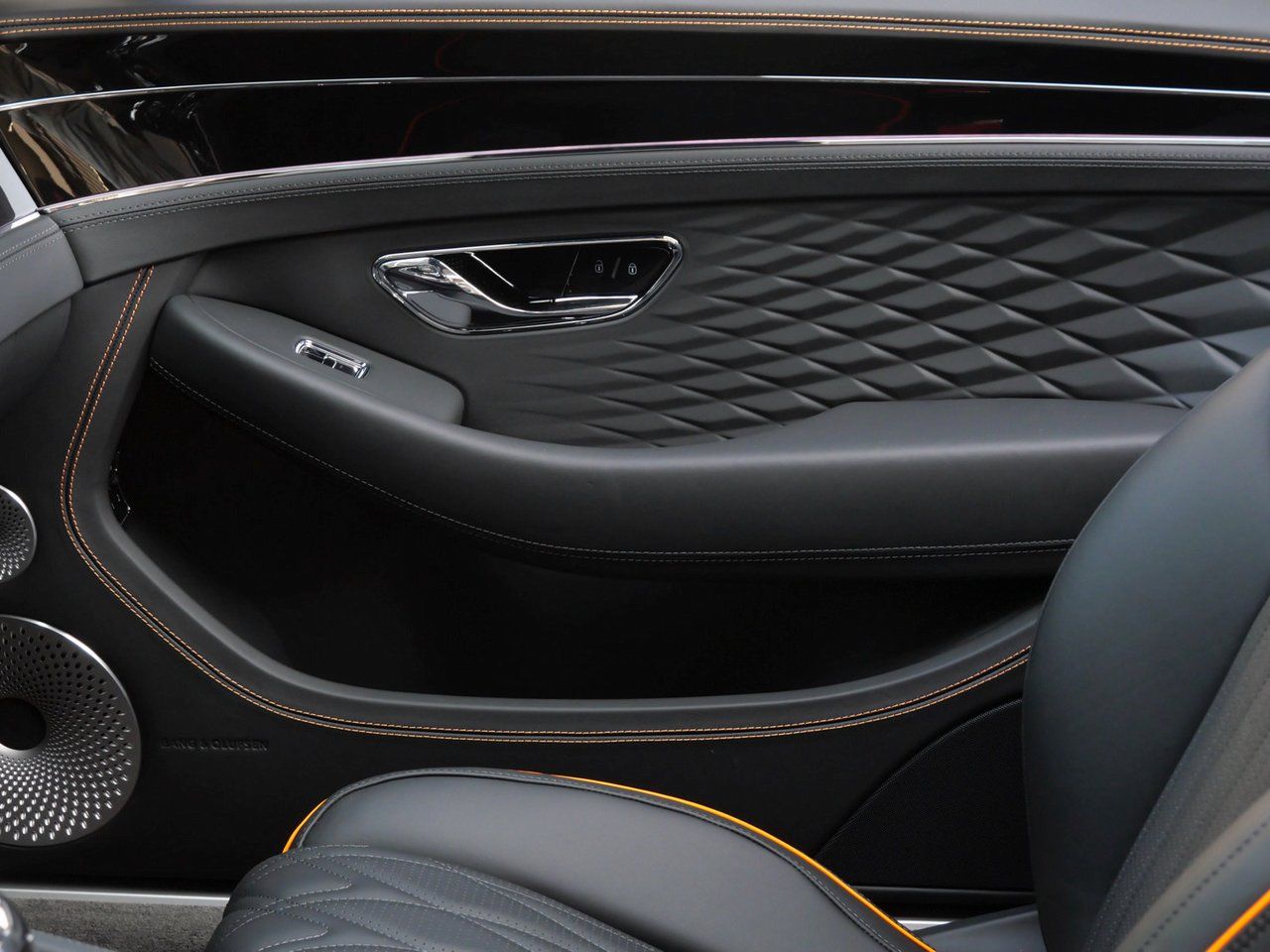 2026 Bentley Continental GTC Azure - Photo 15