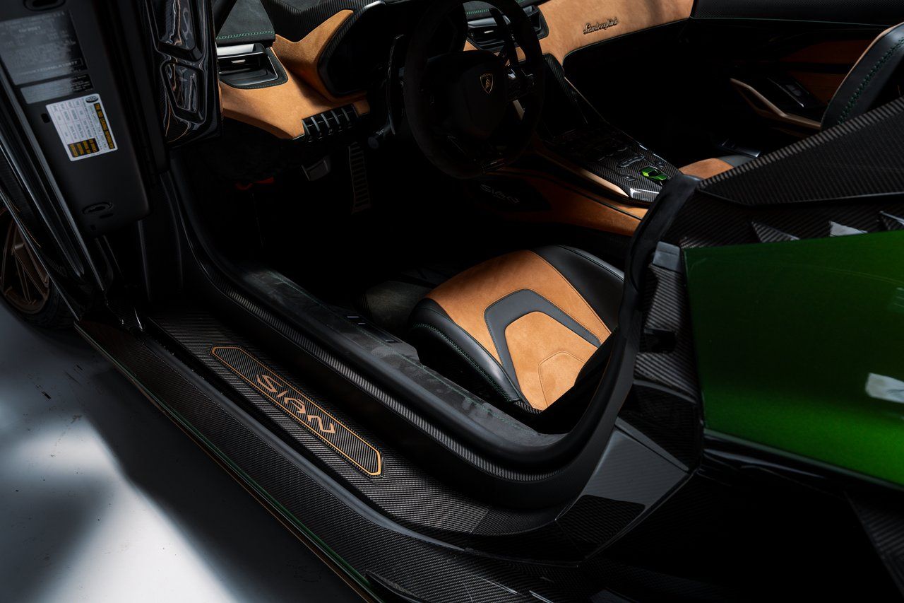 2021 Lamborghini Sian photo 6