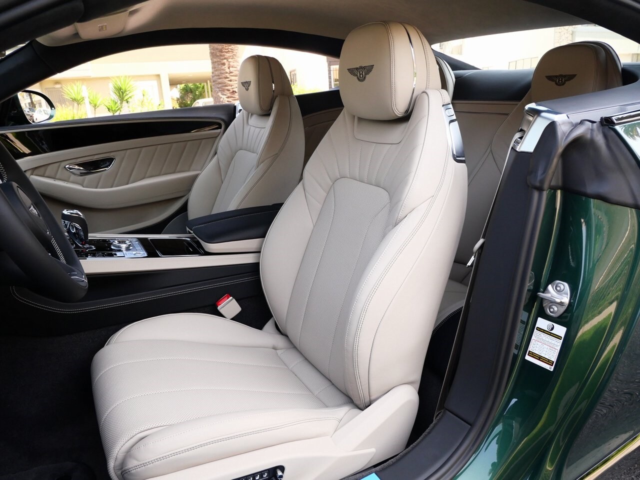 2024 Bentley Continental GT photo 2