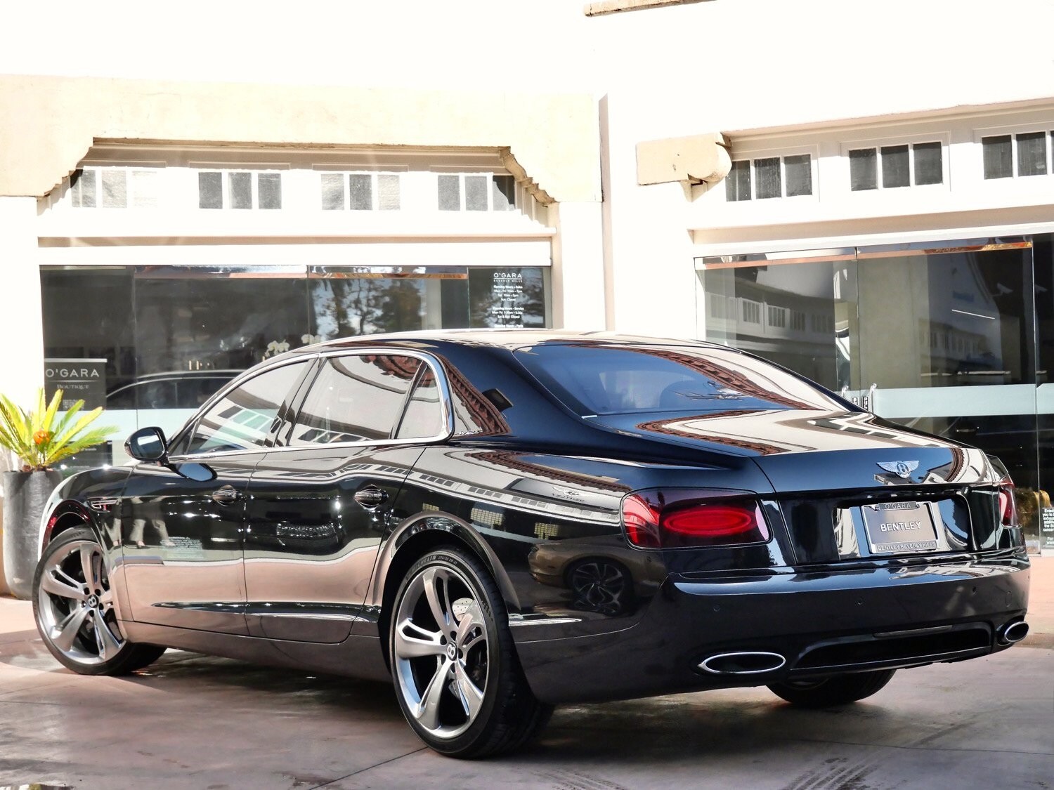 2017 Bentley Flying Spur W12 S photo 3