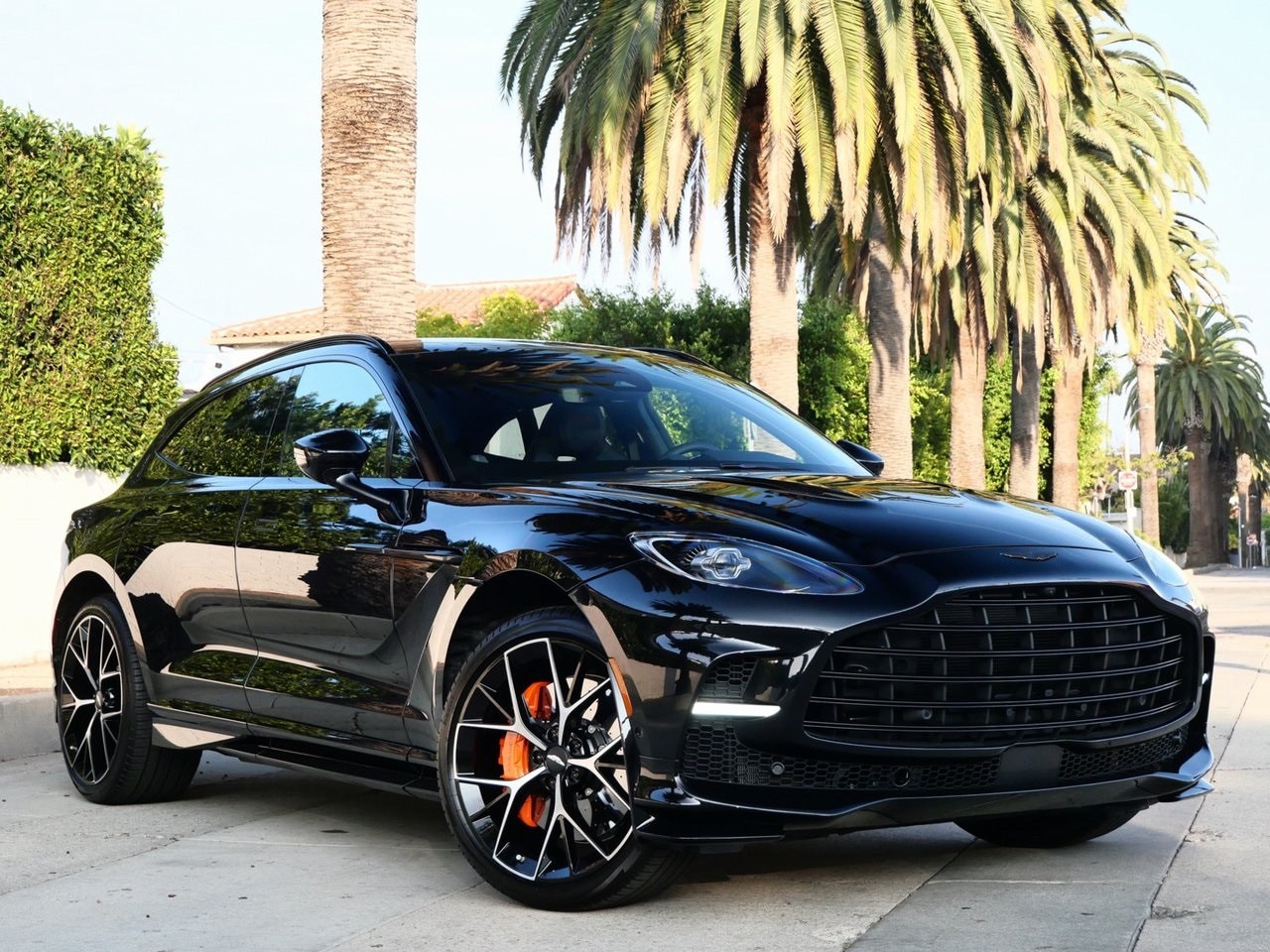 2025 Aston Martin DBX SUV 