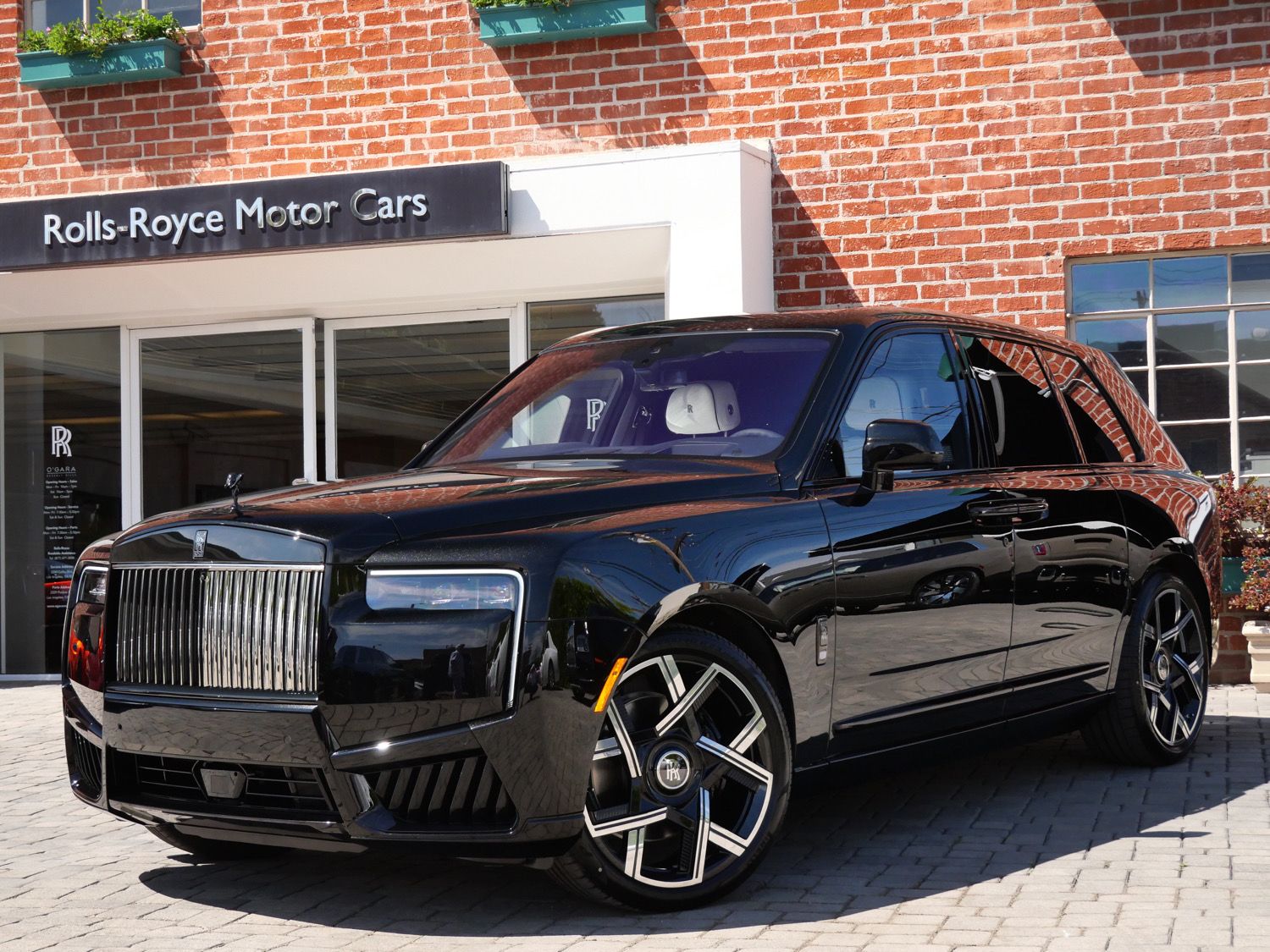 2026 Rolls-Royce Cullinan Black Badge's photo