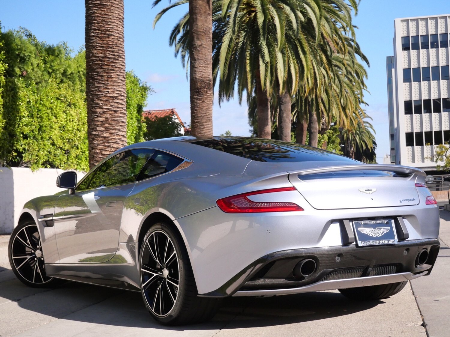 2014 Aston Martin Vanquish VH3 photo 2