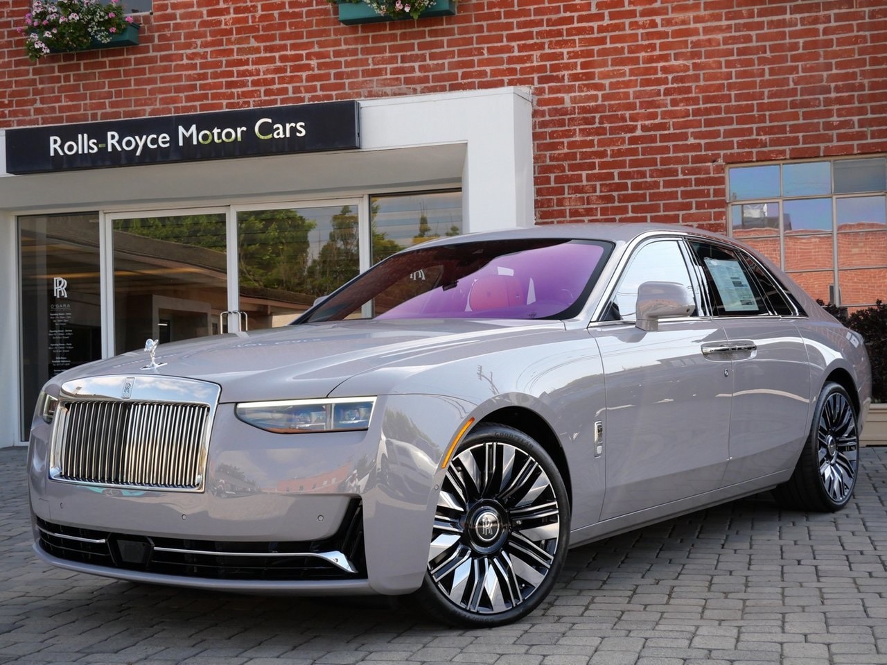 2025 Rolls-Royce Ghost Sedan 