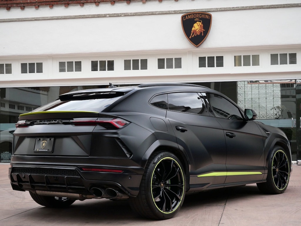 Certified 2022 Lamborghini Urus Graphite Capsule SUV