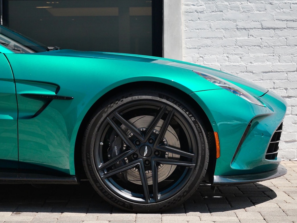 Used 2025 Aston Martin Vantage Coupe