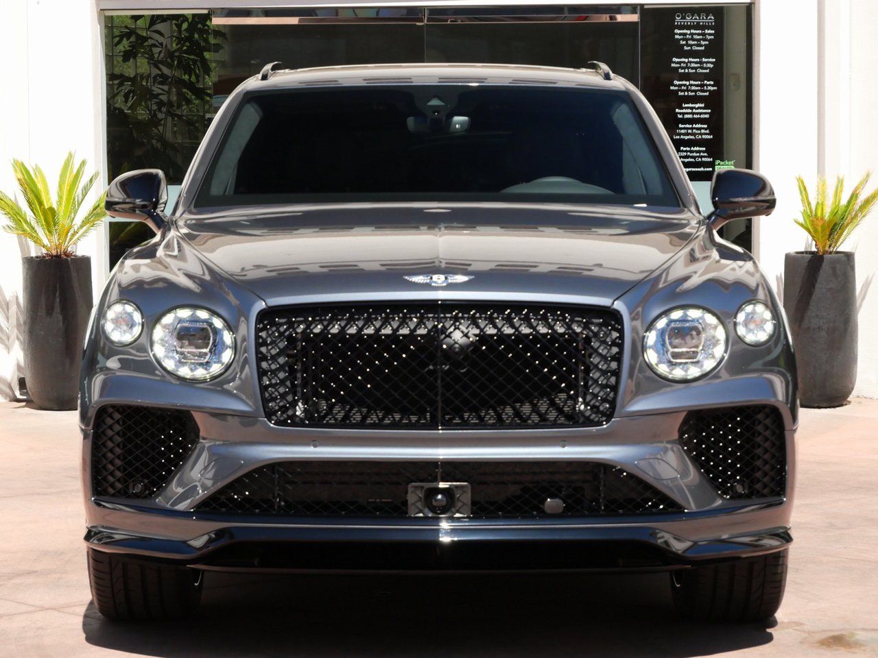 2025 Bentley Bentayga S photo 6