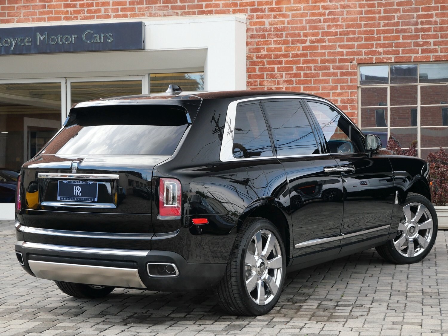 2024 Rolls Royce Cullinan RR photo 2