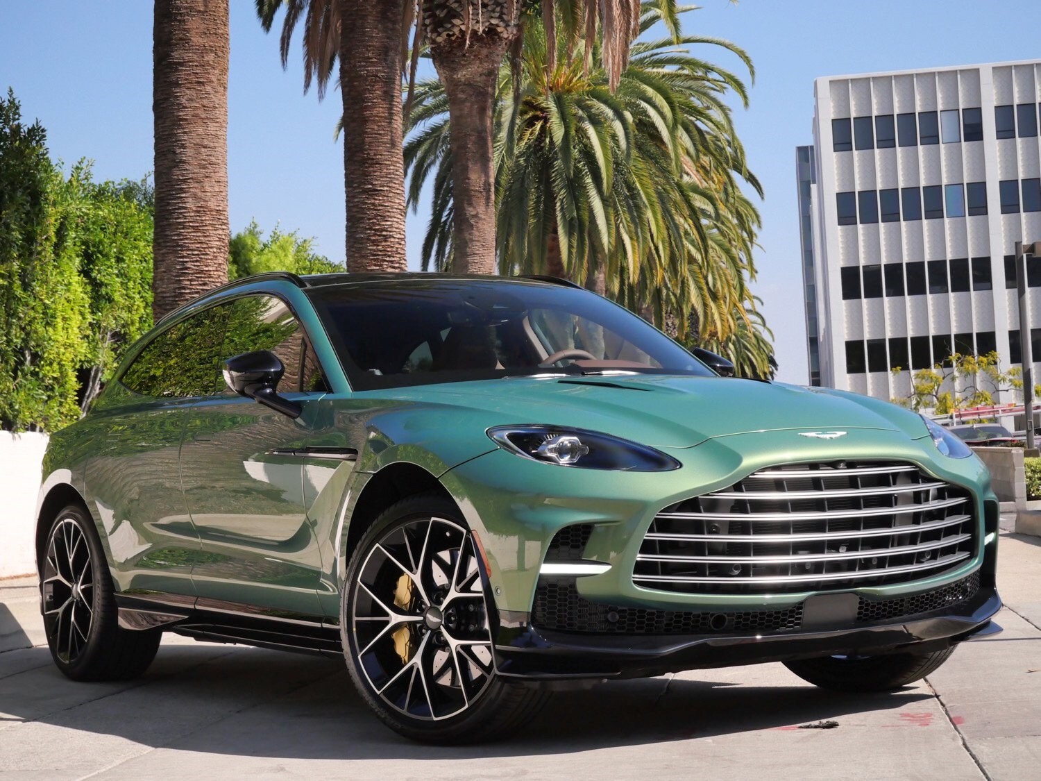 2025 Aston Martin DBX SUV 