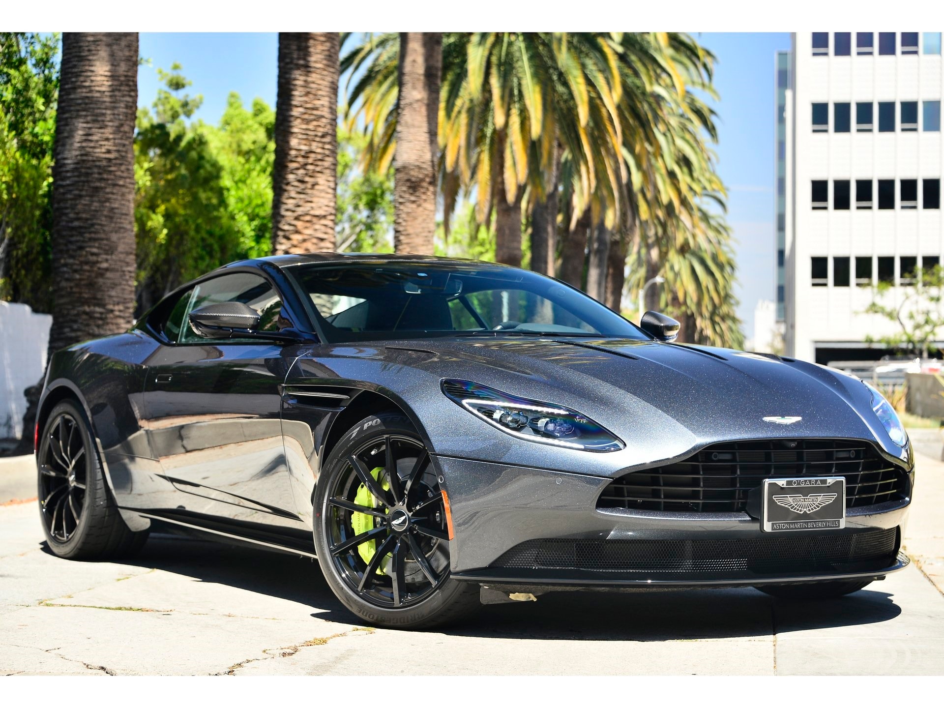 2019 Aston Martin DB11 AMR's photo