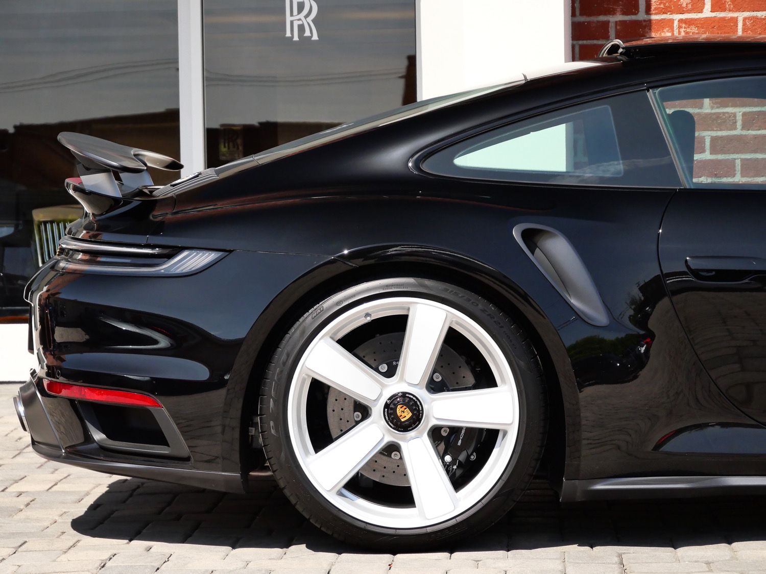 2025 Porsche 911 Turbo photo 4