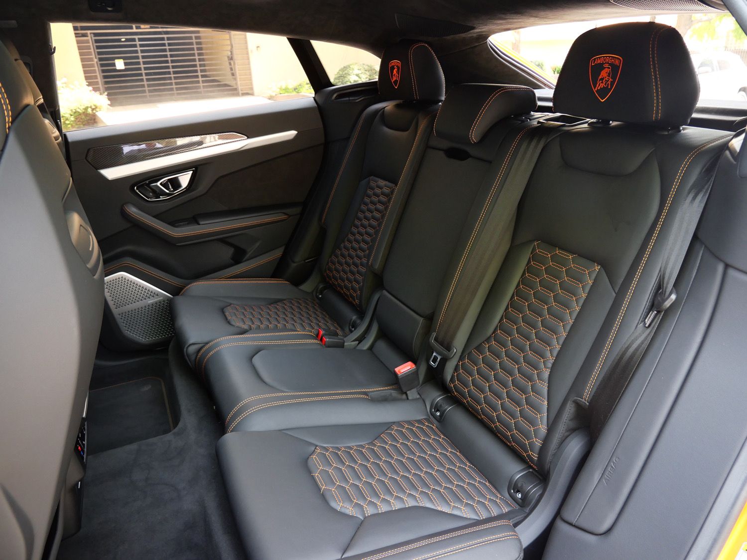 2021 Lamborghini Urus photo 5