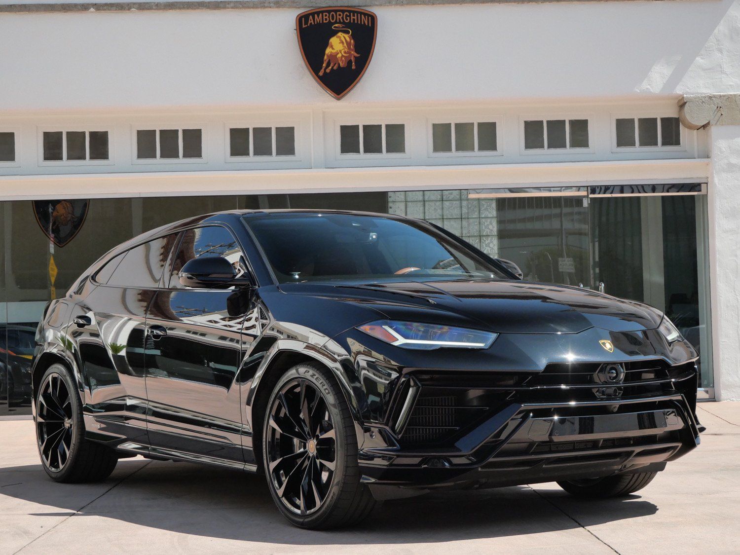 2023 Lamborghini Urus SUV 