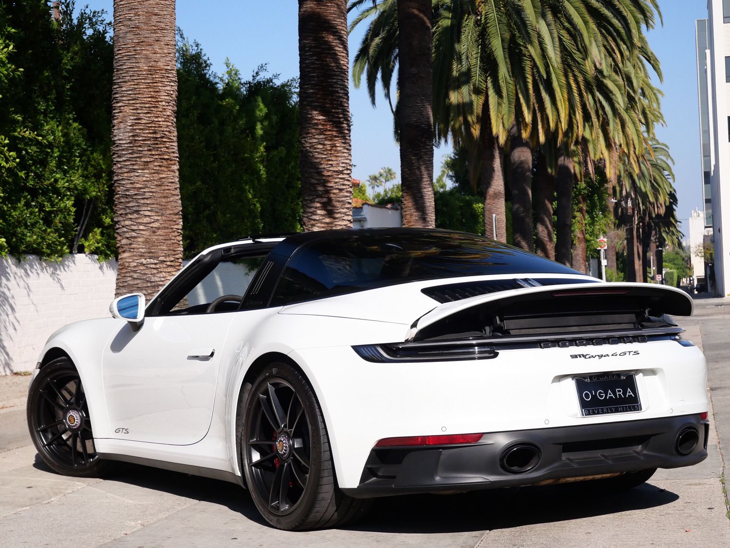 2024 Porsche 911 Targa 4 GTS photo 3