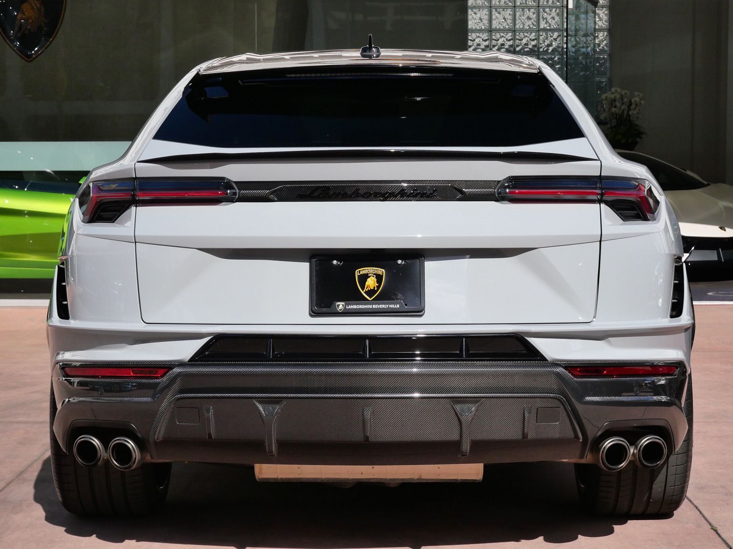 2024 Lamborghini Urus Performante photo 4