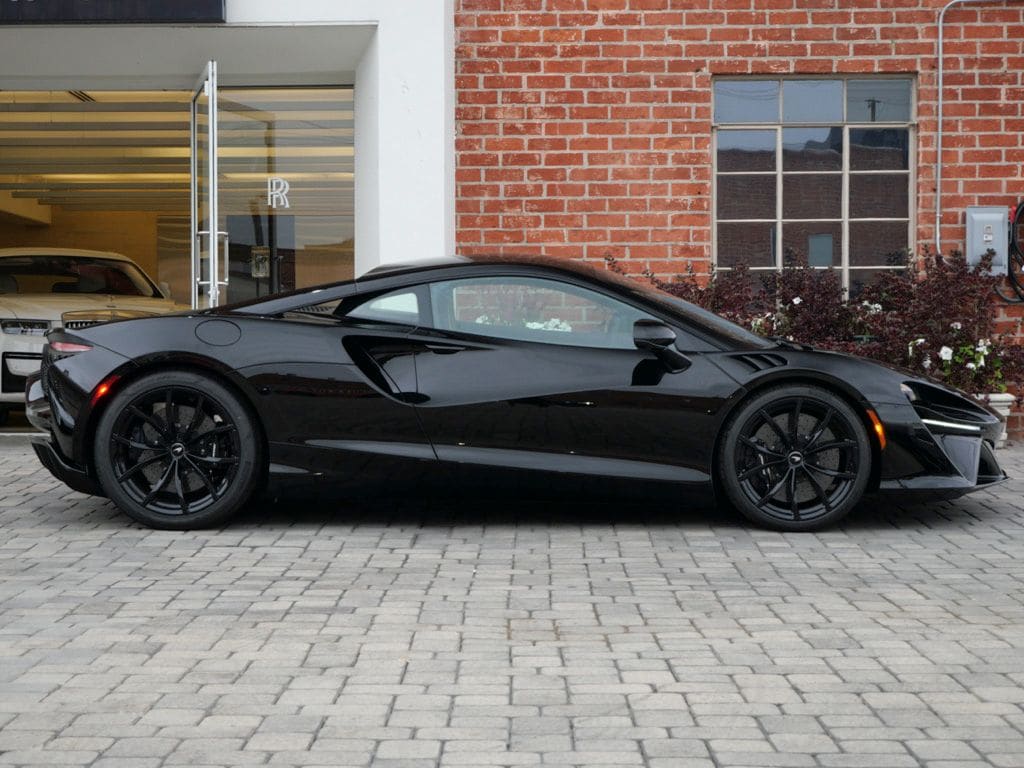 Used 2023 McLaren Artura Techlux Coupe