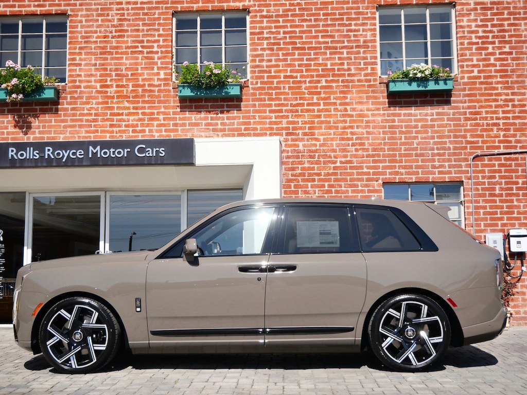 New 2027 Rolls-Royce Black Badge Cullinan SUV