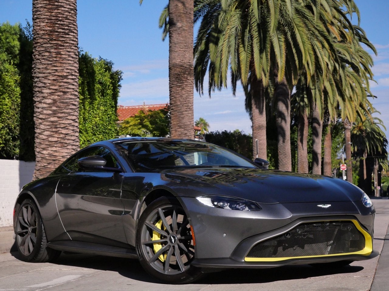 2020 Aston Martin Vantage