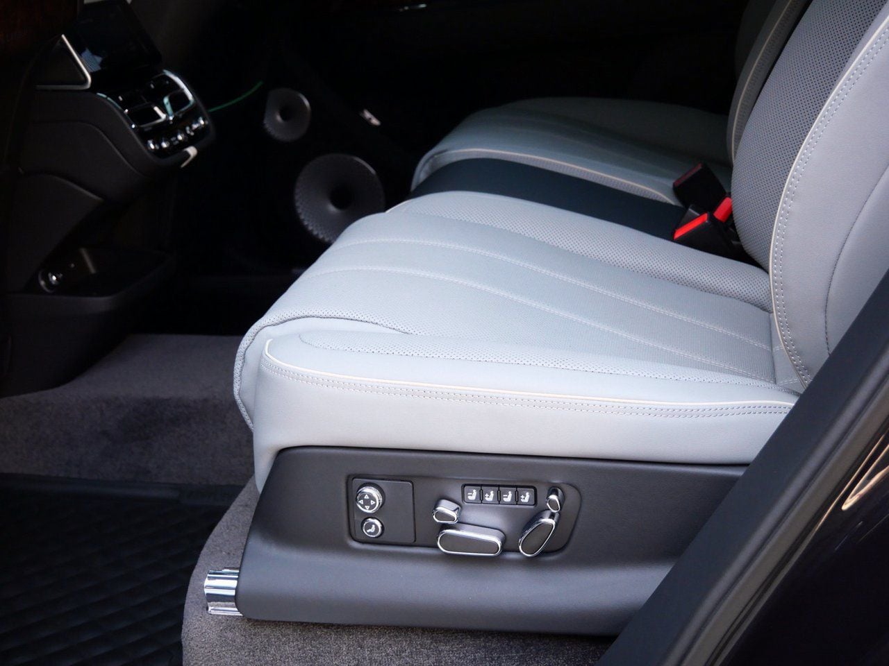 2025 Bentley Bentayga Mulliner - Photo 22