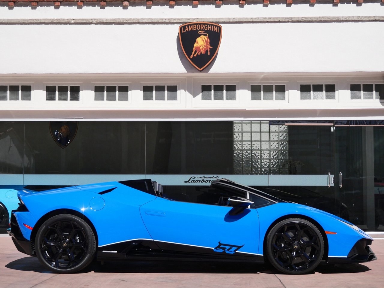 Used 2023 Lamborghini Huracan EVO with VIN ZHWUT4ZF6PLA25270 for sale in Beverly Hills, CA