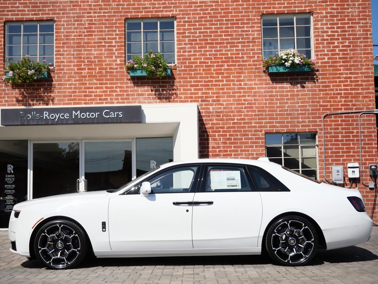 2026 Rolls Royce Ghost Black Badge photo 3