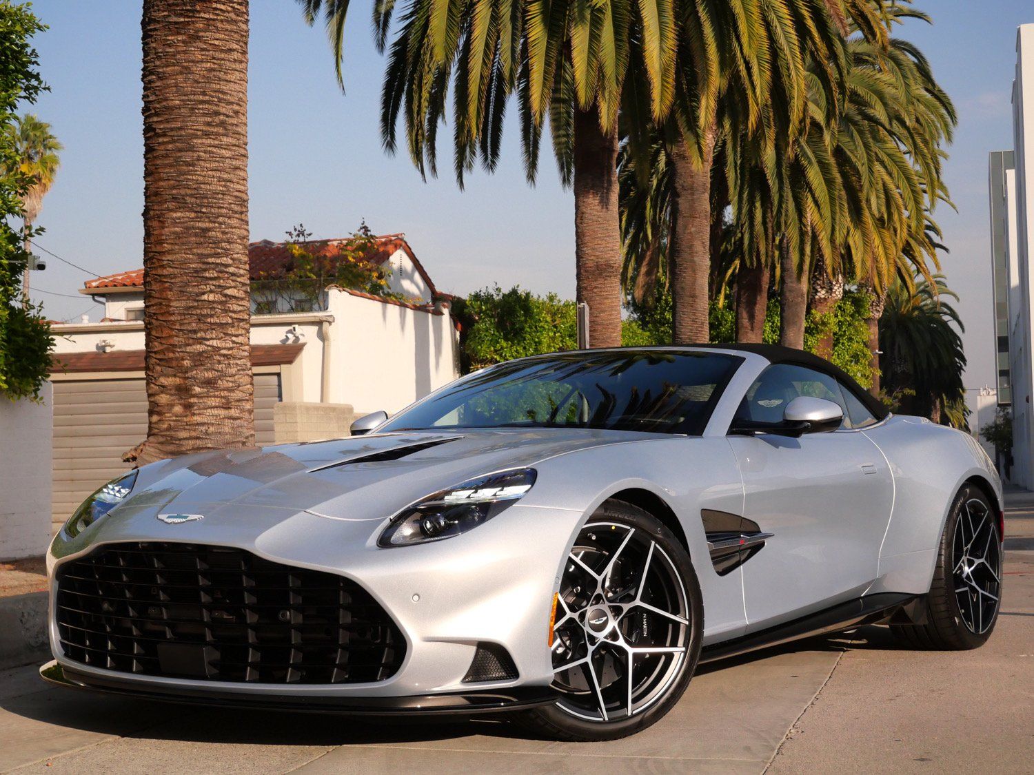 2026 Aston Martin Vanquish Base - Photo 13