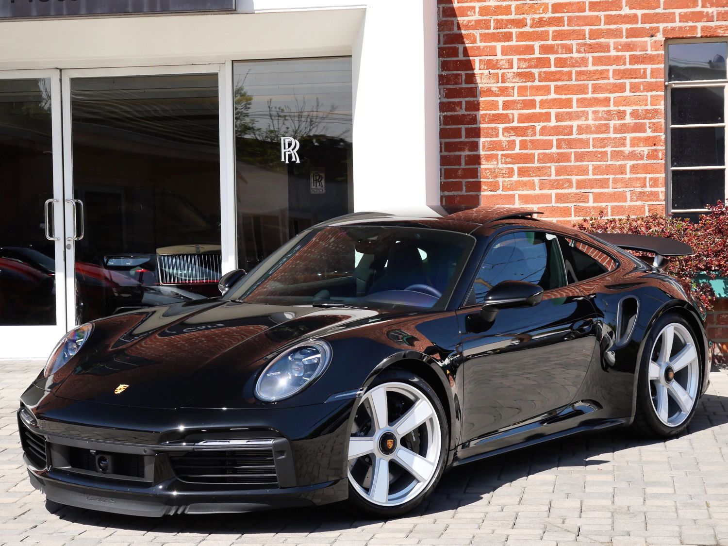 2025 Porsche 911 Turbo photo 2