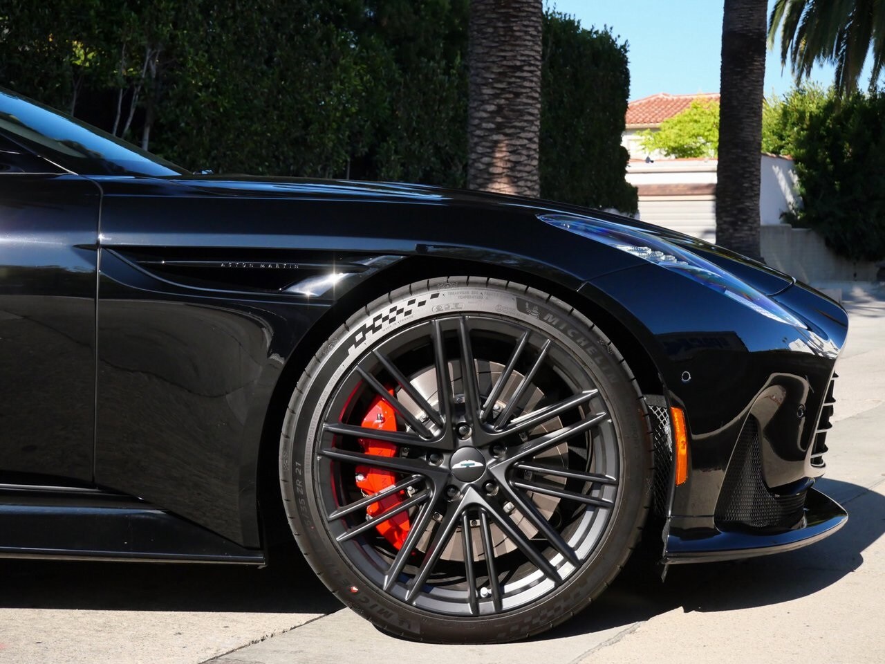 2026 Aston Martin DB12 AM5 photo 4