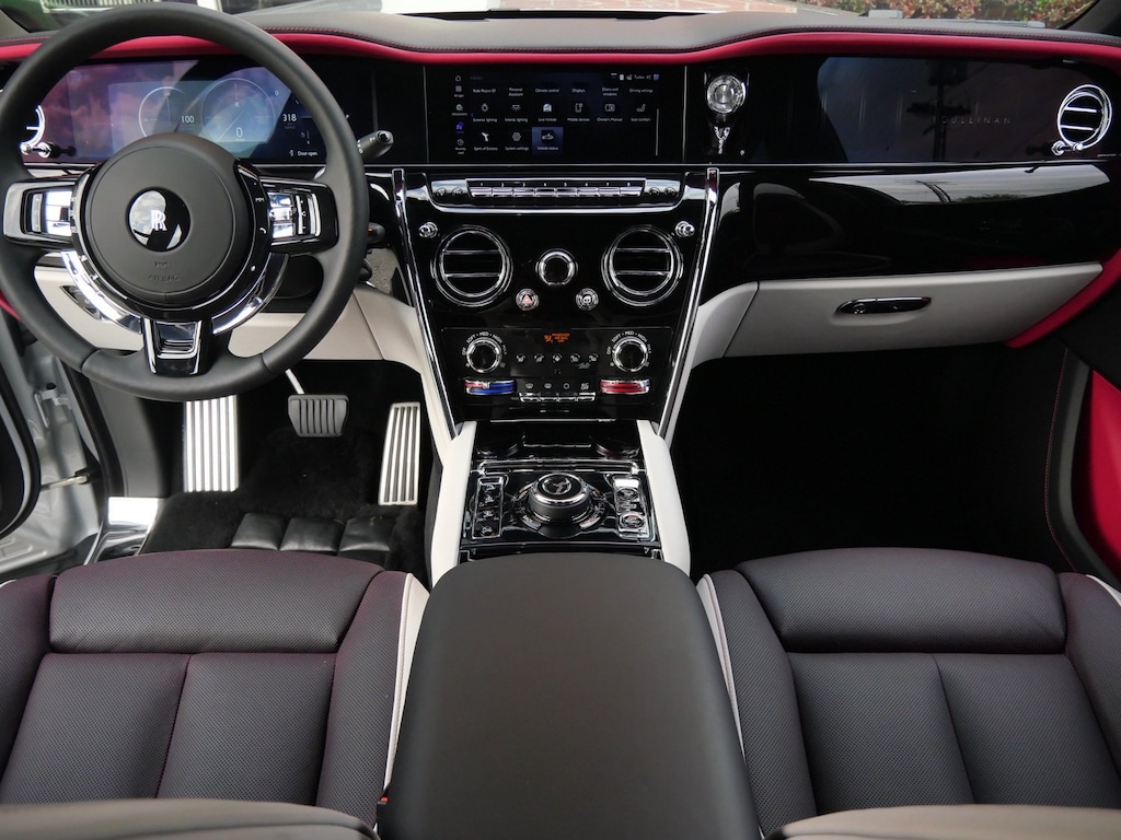 New 2025 Rolls-Royce Cullinan SUV