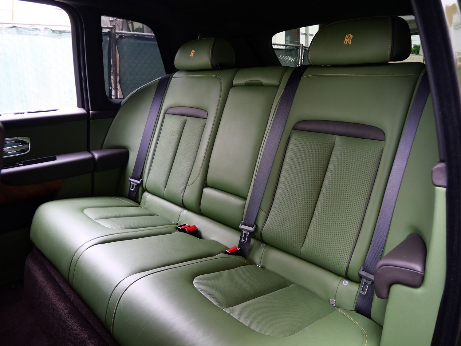 2023 Rolls-Royce Cullinan photo 3