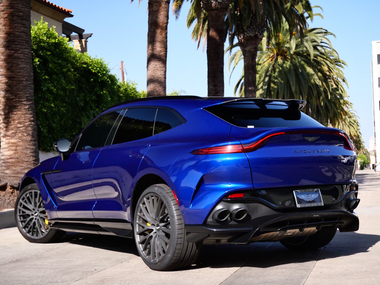 2023 Aston Martin DBX DBX707 photo 2