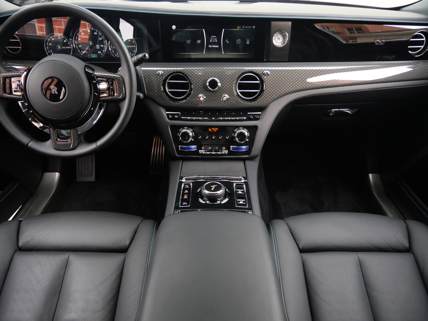 2022 Rolls Royce Ghost Black Badge photo 4