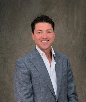 Staff member Shawn Heemstra from cbb5a80b9f4d