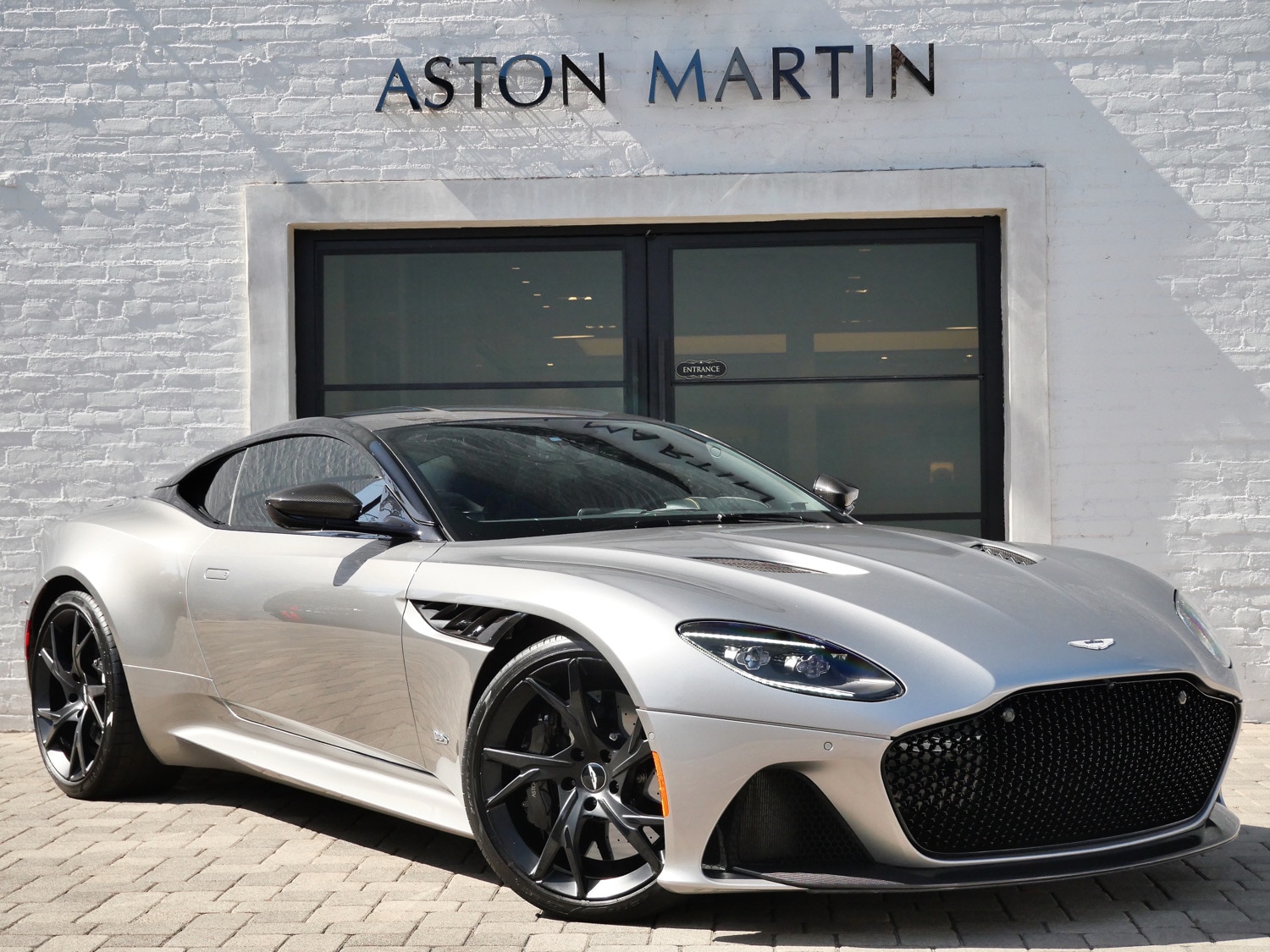 2023 Aston Martin DBS 5.2 V12's photo